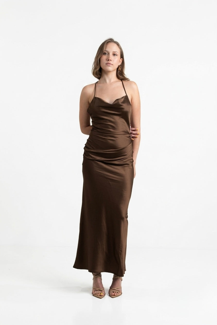 Vestido satinado en color tabaco en venta