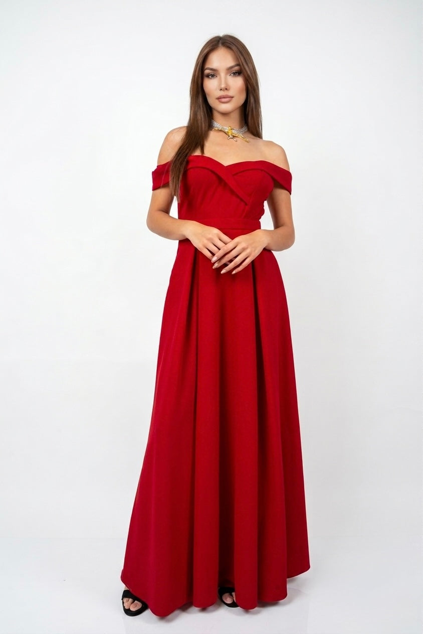 Vestido rojo quemado, corte princesa y mangas en hombros en renta
